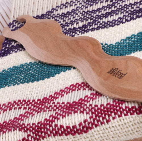 Wavy Shuttle Weaving