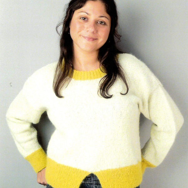 Sweater with Contrasts