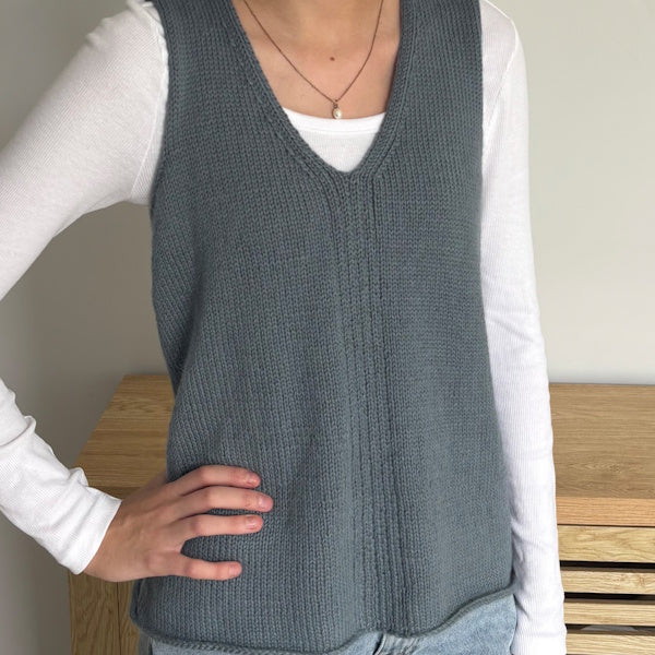 V Neck vest with centre rib panel